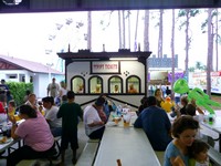 Oktoberfest-07-02-t.jpg