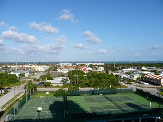 Cape Canaveral 08-027-t.jpg