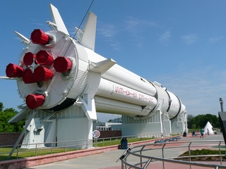 Space Center 05-08-012-t.jpg